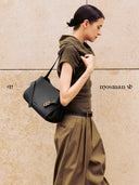 Medium Narrative Bag