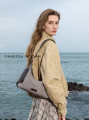 Medium Wander Hobo Bag